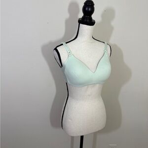 Warner's Green Wireless Bralette with V-Neckline